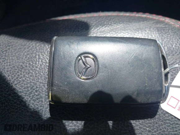 2023 Mazda CX-5 S Carbon Edition z VIN JM3KFBCM7P0164462, wystawiony jako IAAI lot #41919579 z przebiegiem 49 585 mil mil oraz . Historia ofert i sprzedaży dostępna na DreamBid. Obrazek 11.