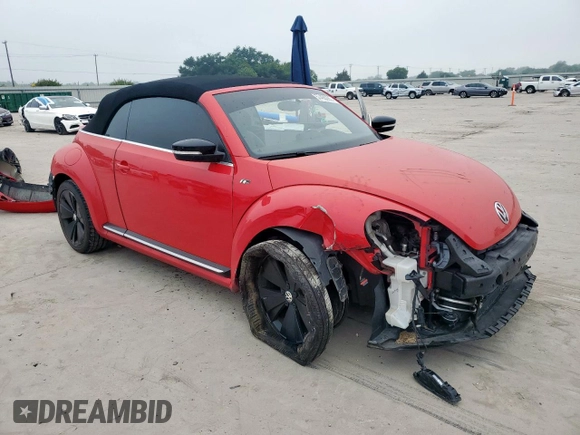 2015 Volkswagen Beetle R-Line z VIN 3VW7T7AT5FM815840, wystawiony jako Copart lot #57490285 z przebiegiem 40 153 mil mil oraz Szkoda całkowita • Salvage title. Historia ofert i sprzedaży dostępna na DreamBid. Obrazek 4.