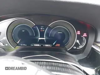 2019 BMW 5 Series 530e с VIN WBAJA9C56KB399028, выставлен на аукционе IAAI как лот 42068202 с пробегом 124 068 миль миль и . История ставок и продаж доступна на DreamBid. Изображение 7.