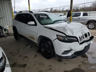 2021 Jeep Cherokee Altitude with VIN 1C4PJLLBXMD189510, listed as a Copart auction lot 46495355 with 105,293 mi miles and Salvage Title. Bid and sale history available at carsss.com. Image 4.