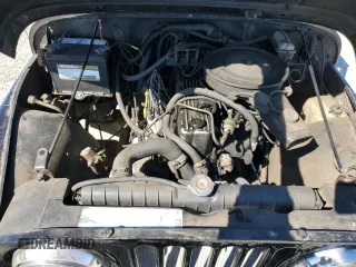 1985 Jeep CJ with VIN 1JCCM87E2FT135665, listed as a Copart auction lot 77665374 with 181,500 mi miles and Clean Title. Bid and sale history available at carsss.com. Image 11.