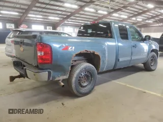 2013 Chevrolet Silverado 1500 LT with VIN 1GCRKSE77DZ267561, listed as a Copart auction lot 46794195 with 169,870 mi miles and Clean Title. Bid and sale history available at DreamBid. Image 3.