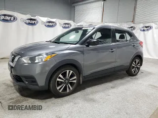 2020 Nissan Kicks SV with VIN 3N1CP5CV3LL485841, listed as a Copart auction lot 61679435 with 116,887 mi miles and Clean title. Bid and sale history available at DreamBid. Image 1.