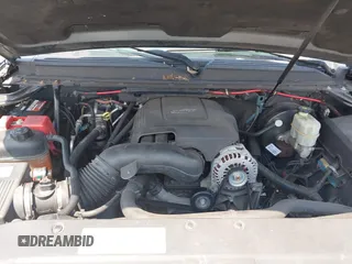 2007 GMC Yukon Denali z VIN 1GKFK63817J261736, wystawiony jako IAAI lot #42219145 z przebiegiem 214 260 mil mil oraz . Historia ofert i sprzedaży dostępna na DreamBid. Obrazek 10.
