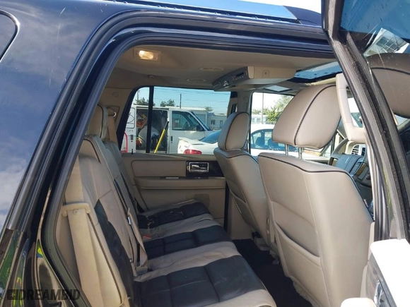 2010 Lincoln Navigator with VIN 5LMJJ2J59AEJ09125, listed as a IAAI auction lot 41549793 with 201,502 mi miles. Bid and sale history available at carsss.com. Image 8.