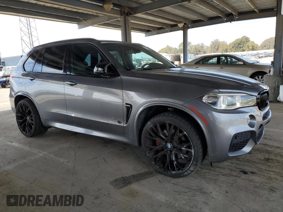 2014 BMW X5 xDrive50i z VIN 5UXKR6C58E0C03414, wystawiony jako Copart lot #47437935 z przebiegiem 126 402 mil mil oraz Szkoda całkowita • Salvage title. Historia ofert i sprzedaży dostępna na DreamBid. Obrazek 4.