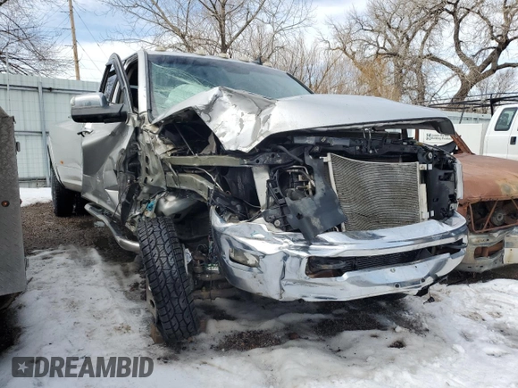 2013 Ram 3500 Laramie with VIN 3C63RRJL8DG526711, listed as a Copart auction lot 87880575 with 439,152 mi miles and Salvage Title. Bid and sale history available at carsss.com. Image 4.
