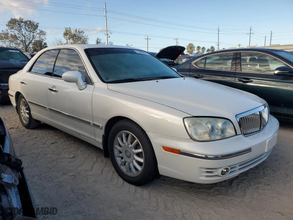 2004 Hyundai XG350 with VIN KMHFU45E04A371326, listed as a Copart auction lot 76480844 with 0 mi miles and Non Repairable. Bid and sale history available at carsss.com. Image 4.