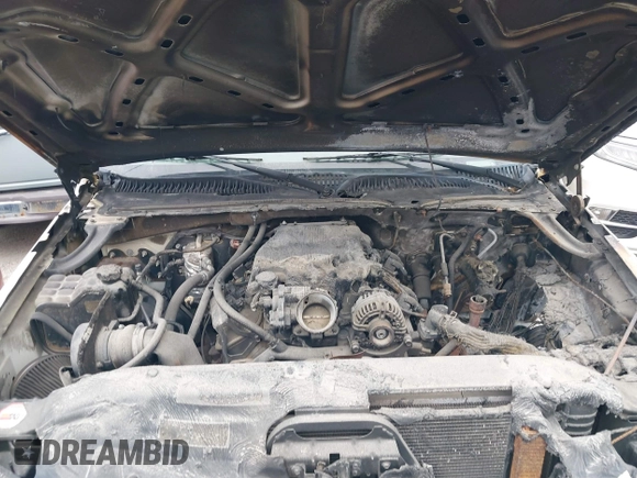 2005 Chevrolet Avalanche LS with VIN 3GNGK22G65G225614, listed as a IAAI auction lot 41193836 with Not provided miles and . Bid and sale history available at DreamBid. Image 10.