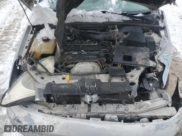 2001 Ford Focus SE with VIN 1FAFP34311W117795, listed as a Copart auction lot 44919825 with 198,412 mi miles and Salvage Title. Bid and sale history available at carsss.com. Image 12.