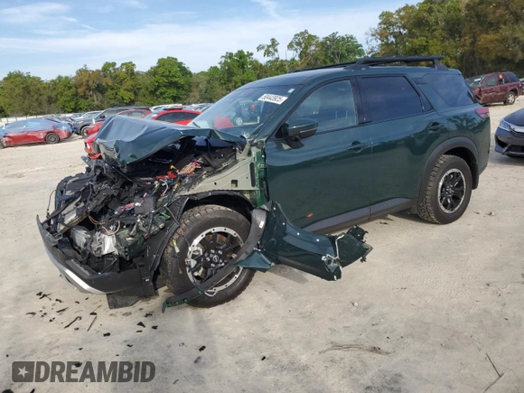 2024 Nissan Pathfinder Rock Creek z VIN 5N1DR3BD3RC304567, wystawiony jako Copart lot #50443925 z przebiegiem Nie podano mil oraz Nie do naprawy • Non repairable. Historia ofert i sprzedaży dostępna na DreamBid. Obrazek 1.