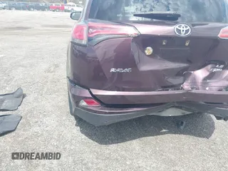 2018 Toyota RAV4 LE with VIN 2T3BFREV5JW775651, listed as a IAAI auction lot 42006476 with 89,633 mi miles. Bid and sale history available at carsss.com. Image 6.