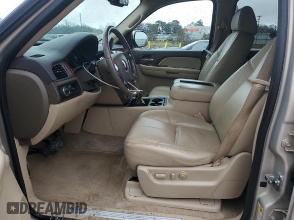 2008 GMC Yukon SLT w/4SB with VIN 1GKFC13J48R220037, listed as a Copart auction lot 44947105 with 274,618 mi miles and Salvage Title. Bid and sale history available at carsss.com. Image 7.
