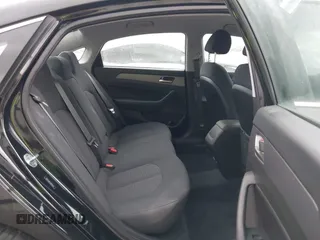 2018 Hyundai Sonata SEL z VIN 5NPE34AF2JH636933, wystawiony jako IAAI lot #41958488 z przebiegiem 43 711 mil mil oraz . Historia ofert i sprzedaży dostępna na DreamBid. Obrazek 8.