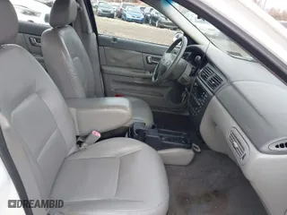 2002 Ford Taurus SEL with VIN 1FAFP56S12A171676, listed as a IAAI auction lot 41733271 with 61,033 mi miles. Bid and sale history available at carsss.com. Image 5.