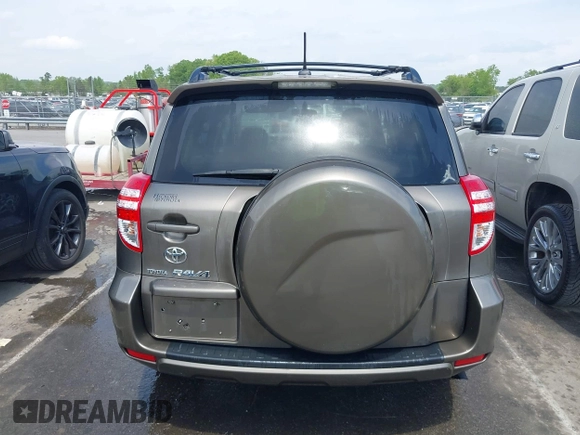 2009 Toyota RAV4 with VIN JTMZF33V69D015171, listed as a IAAI auction lot 42006163 with 122,927 mi miles. Bid and sale history available at carsss.com. Image 16.