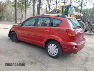 2005 Pontiac Vibe with VIN 5Y2SL63835Z464942, listed as a IAAI auction lot 41860753 with 220,005 mi miles and . Bid and sale history available at carsss.com. Image 3.