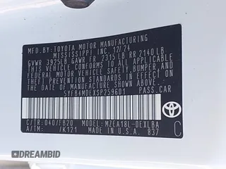 2025 Toyota Corolla LE z VIN 5YFB4MDEXSP259601, wystawiony jako IAAI lot #42313569 z przebiegiem 9255 mil mil oraz . Historia ofert i sprzedaży dostępna na DreamBid. Obrazek 9.