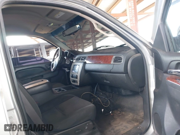 2011 Chevrolet Tahoe LS with VIN 1GNSCAE02BR181767, listed as a IAAI auction lot 42078569 with 212,857 mi miles and . Bid and sale history available at DreamBid. Image 5.