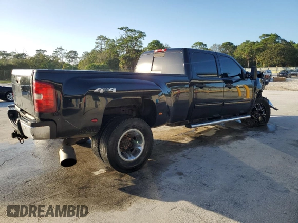 2013 Chevrolet Silverado 3500HD LT with VIN 1GC4K0C8XDF202084, listed as a Copart auction lot 80017574 with 327,079 mi miles and Salvage Title. Bid and sale history available at carsss.com. Image 3.