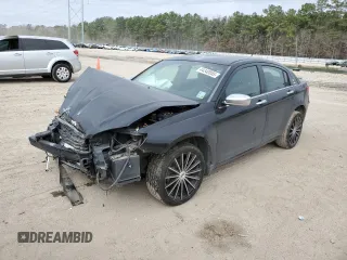 2011 Chrysler 200 Limited with VIN 1C3BC2FG3BN516363, listed as a Copart auction lot 44340855 with 152,677 mi miles and Salvage Title. Bid and sale history available at carsss.com. Image 1.
