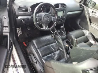 2013 Volkswagen GTI с VIN WVWED7AJ5DW088380, выставлен на аукционе Copart как лот 49300945 с пробегом 111 209 миль миль и Списание • Salvage title. История ставок и продаж доступна на DreamBid. Изображение 8.