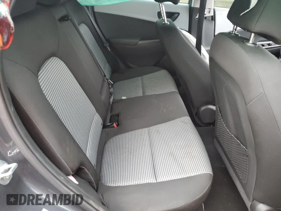 2020 Hyundai Kona SE with VIN KM8K12AAXLU467704, listed as a Copart auction lot 46981715 with 0 mi miles and Salvage Title. Bid and sale history available at carsss.com. Image 10.