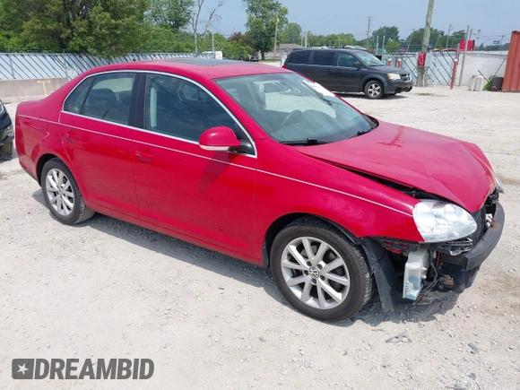 2010 Volkswagen Jetta Limited Edition с VIN 3VWRX7AJ2AM030065, выставлен на аукционе IAAI как лот 42486185 с пробегом 114 160 миль миль и . История ставок и продаж доступна на DreamBid. Изображение 1.