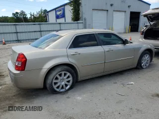 2009 Chrysler 300 Touring with VIN 2C3KA53V69H592639, listed as a Copart auction lot 55209775 with 107,751 mi miles and Salvage Title. Bid and sale history available at DreamBid. Image 3.