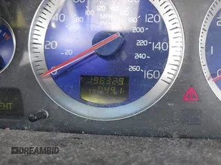 2009 Volvo XC90 с VIN YV4CF982891502118, выставлен на аукционе IAAI как лот 42233160 с пробегом 196 329 миль миль и . История ставок и продаж доступна на DreamBid. Изображение 7.