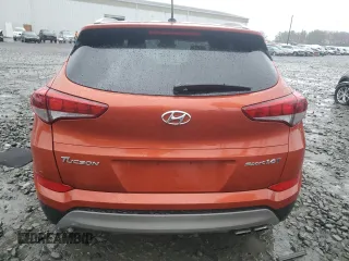 2017 Hyundai Tucson Sport z VIN KM8J33A25HU479951, wystawiony jako Copart lot #47854555 z przebiegiem 103 818 mil mil oraz Szkoda całkowita • Salvage title. Historia ofert i sprzedaży dostępna na DreamBid. Obrazek 6.
