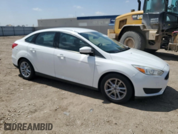 2018 Ford Focus SE z VIN 1FADP3F25JL272797, wystawiony jako Copart lot #54626215 z przebiegiem 116 679 mil mil oraz Szkoda całkowita • Salvage title. Historia ofert i sprzedaży dostępna na DreamBid. Obrazek 4.