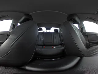 2019 Audi A4 Premium z VIN WAUGMAF4XKN004563, wystawiony jako IAAI lot #41637446 z przebiegiem 19 748 mil mil oraz . Historia ofert i sprzedaży dostępna na DreamBid. Obrazek 19.