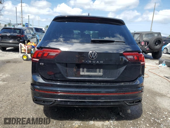 2024 Volkswagen Tiguan SE R-Line Black with VIN 3VVCB7AX3RM070602, listed as a Copart auction lot 51144845 with 10,008 mi miles and Non repairable. Bid and sale history available at DreamBid. Image 6.