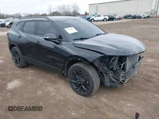 2021 Chevrolet Blazer LT z VIN 3GNKBCRS6MS535395, wystawiony jako IAAI lot #41824351 z przebiegiem 81 712 mil mil oraz . Historia ofert i sprzedaży dostępna na DreamBid. Obrazek 1.