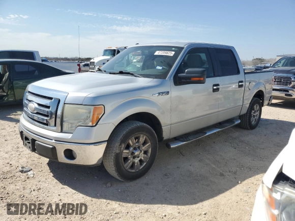 2009 Ford F-150 XL with VIN 1FTRW128X9FA85194, listed as a Copart auction lot 47209825 with 221,445 mi miles and Salvage Title. Bid and sale history available at carsss.com. Image 1.