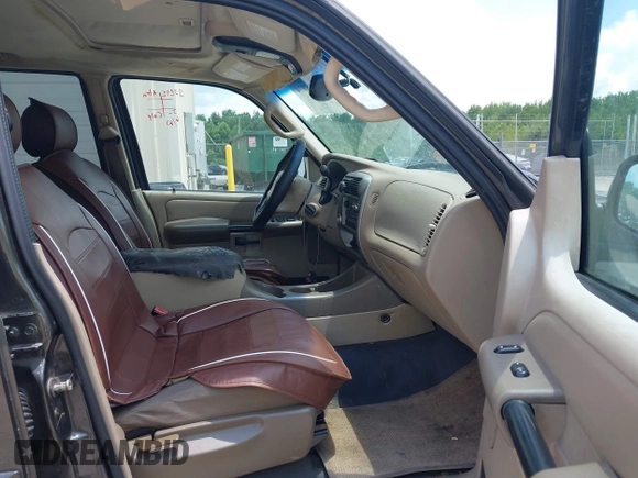 2005 Ford Explorer Sport Trac XLS with VIN 1FMZU67K25UA17531, listed as a IAAI auction lot 42698074 with 259,613 mi miles and . Bid and sale history available at DreamBid. Image 5.
