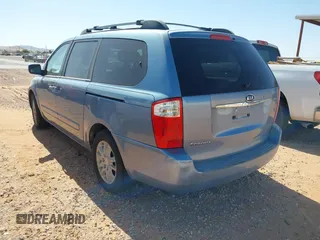 2006 Kia Sedona LX with VIN KNDMB233666054213, listed as a IAAI auction lot 42074176 with 168,080 mi miles. Bid and sale history available at carsss.com. Image 3.
