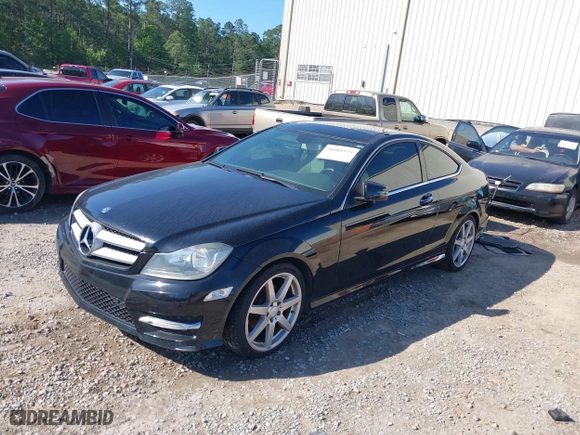 2013 Mercedes-Benz C-Class C 250 with VIN WDDGJ4HB9DF970401, listed as a IAAI auction lot 41981575 with 152,080 mi miles. Bid and sale history available at carsss.com. Image 2.