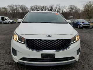 2016 Kia Sedona LX with VIN KNDMB5C15G6082926, listed as a Copart auction lot 46586364 with 99,095 mi miles and Salvage Title. Bid and sale history available at carsss.com. Image 5.