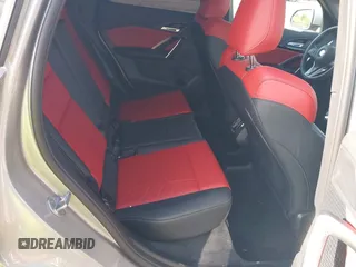 2025 BMW X1 xDrive28i z VIN WBX73EF00S5245965, wystawiony jako IAAI lot #42130223 z przebiegiem 2 442 mil mil oraz . Historia ofert i sprzedaży dostępna na DreamBid. Obrazek 8.