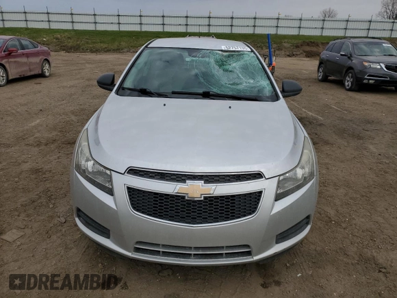 2014 Chevrolet Cruze LS with VIN 1G1PA5SH8E7110328, listed as a Copart auction lot 52757135 with 100,670 mi miles and Clean Title. Bid and sale history available at carsss.com. Image 5.