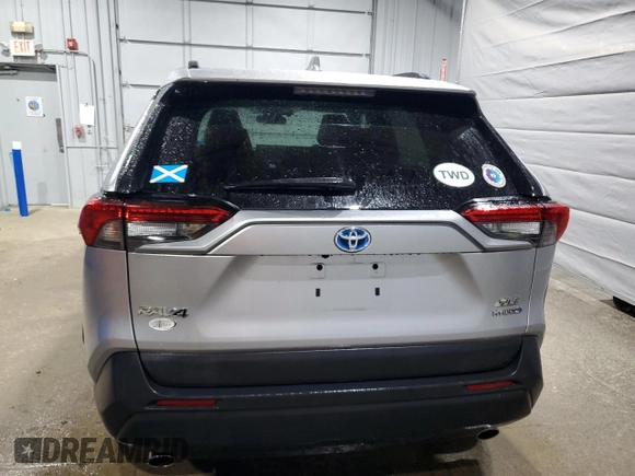 2020 Toyota RAV4 Hybrid XLE with VIN 4T3RWRFV0LU009343, listed as a Copart auction lot 59850075 with 68,768 mi miles and Salvage title. Bid and sale history available at DreamBid. Image 6.