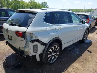 2019 Volkswagen Tiguan SEL Premium with VIN 3VV4B7AXXKM019995, listed as a IAAI auction lot 42170731 with 53,916 mi miles and . Bid and sale history available at DreamBid. Image 4.
