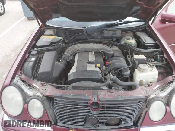 1996 Mercedes-Benz E 320 with VIN WDBJF55F1TJ014578, listed as a IAAI auction lot 41939599 with 115,461 mi miles and . Bid and sale history available at DreamBid. Image 10.