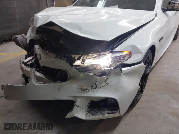 2013 BMW 5 Series 535i with VIN WBAFR7C53DC823586, listed as a IAAI auction lot 41859395 with 146,974 mi miles and . Bid and sale history available at DreamBid. Image 6.
