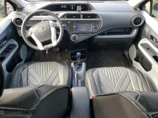 2014 Toyota Prius c One with VIN JTDKDTB31E1563243, listed as a Copart auction lot 54044525 with 130,652 mi miles and Clean Title. Bid and sale history available at carsss.com. Image 8.