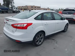 2013 Ford Focus SE with VIN 1FADP3F24DL152798, listed as a IAAI auction lot 42173023 with 133,411 mi miles and . Bid and sale history available at carsss.com. Image 4.