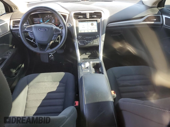 2018 Ford Fusion SE z VIN 3FA6P0H7XJR110391, wystawiony jako Copart lot #58069735 z przebiegiem 168 222 mil mil oraz Szkoda całkowita • Salvage title. Historia ofert i sprzedaży dostępna na DreamBid. Obrazek 8.