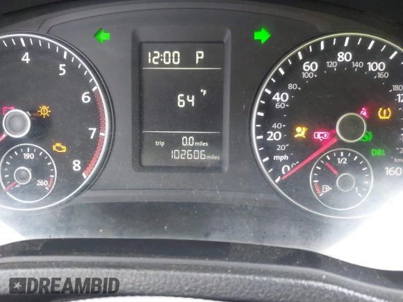 2014 Volkswagen Passat S z VIN 1VWAP7A37EC018810, wystawiony jako IAAI lot #40968457 z przebiegiem 102 606 mil mil oraz . Historia ofert i sprzedaży dostępna na DreamBid. Obrazek 7.
